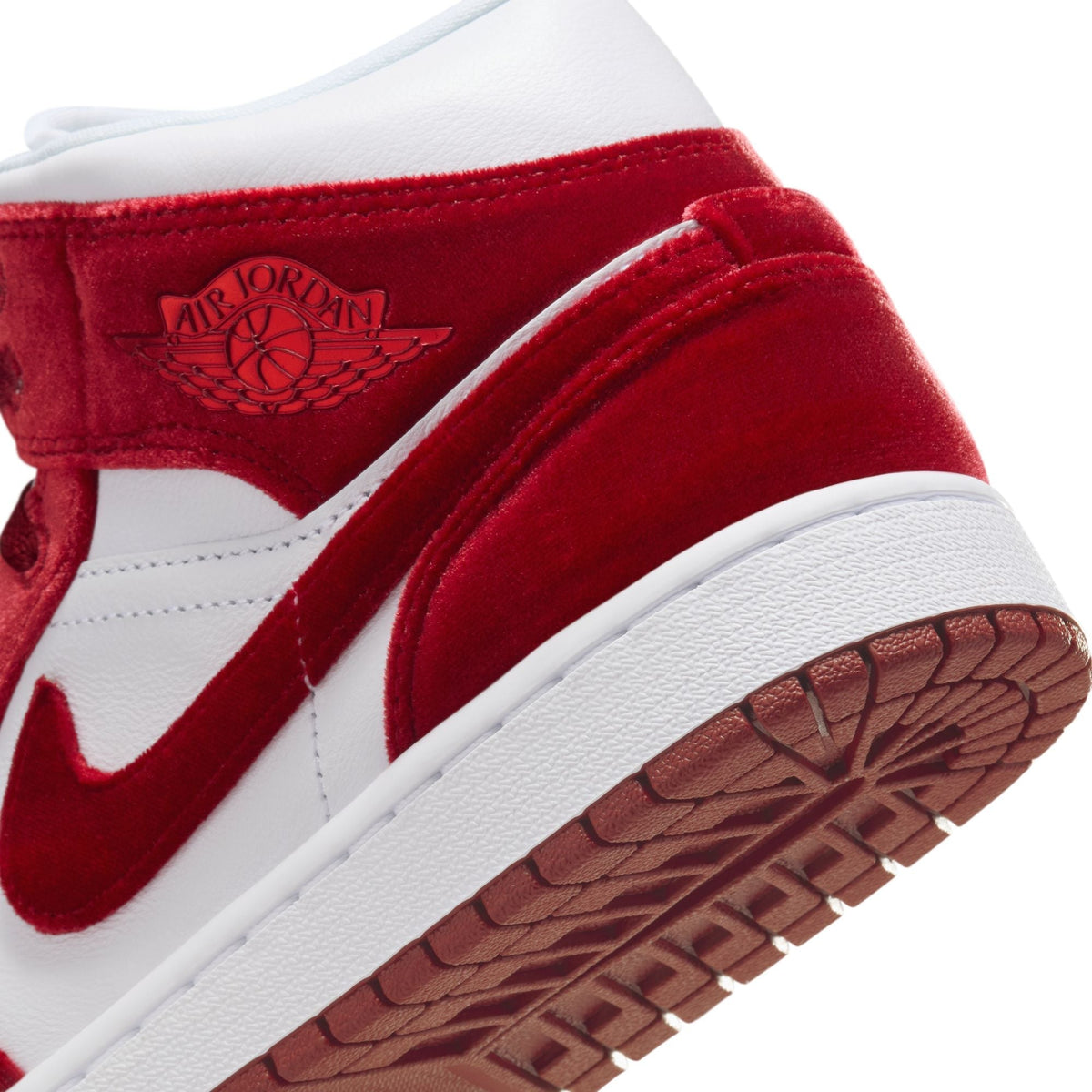 W Air Jordan 1 Mid SE "Red Velvet" - FZ3334-100
