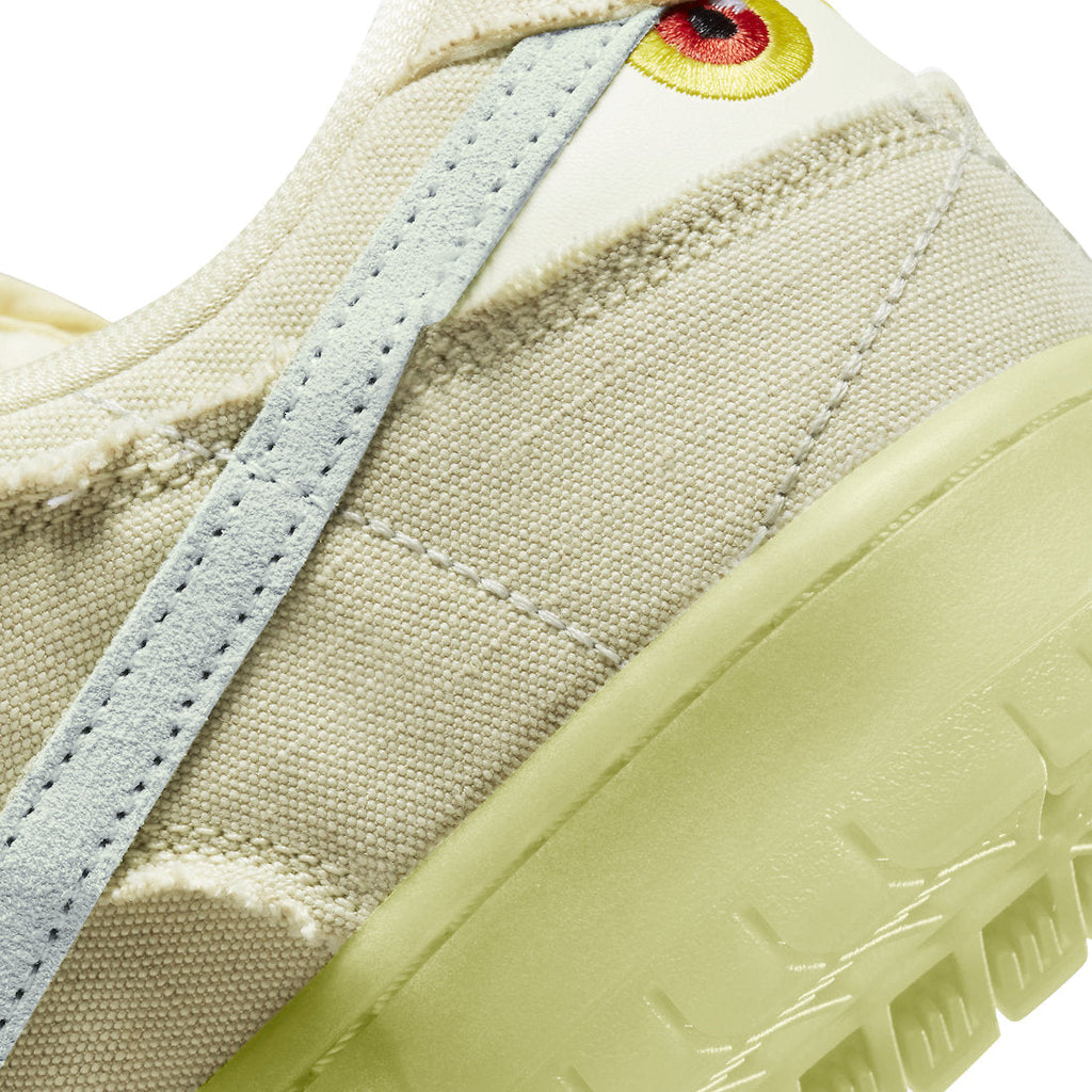 Nike SB Dunk Low Mummy DM0774-111