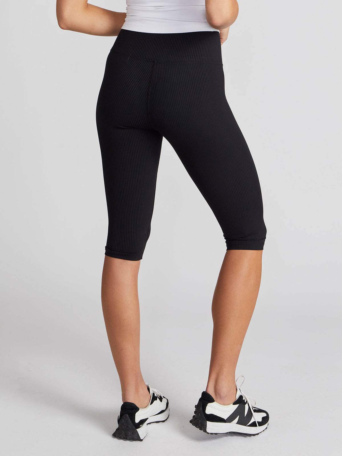 Ribbed Veronica Capri