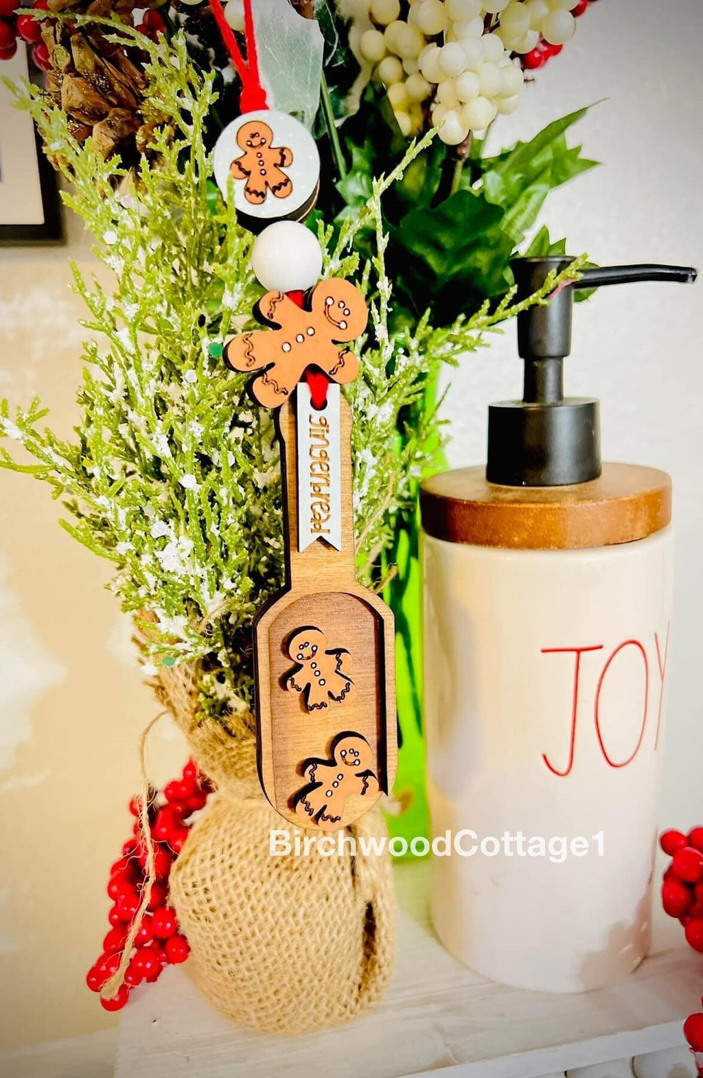 Winter Christmas Tiered Tray Wood Scoop File SVG, Glowforge Bead Garland, LuckyHeartDesignsCo