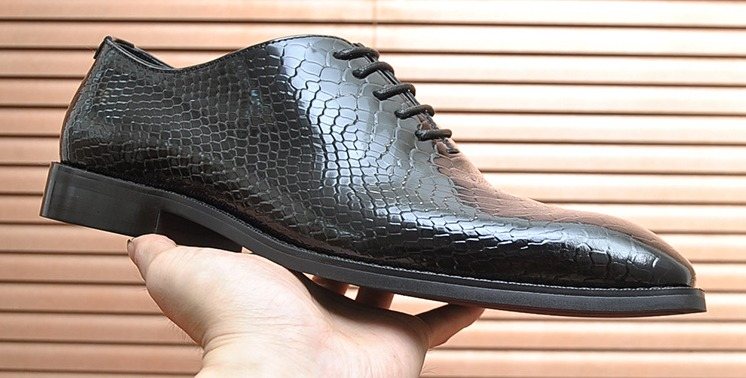 Ferragamo Black Textured Lace-Up Dress Shoes