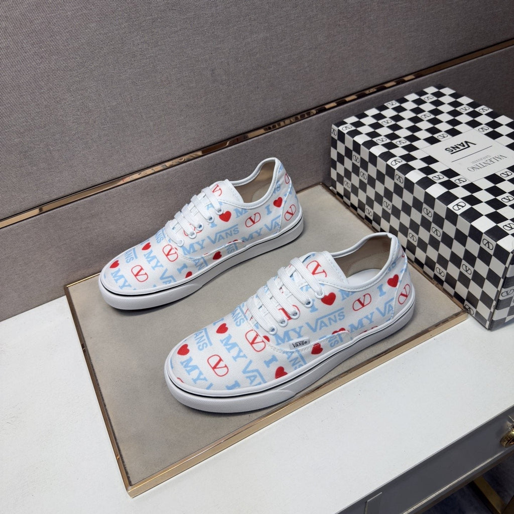Vans Men's White Graphic Low-Top Sneakers