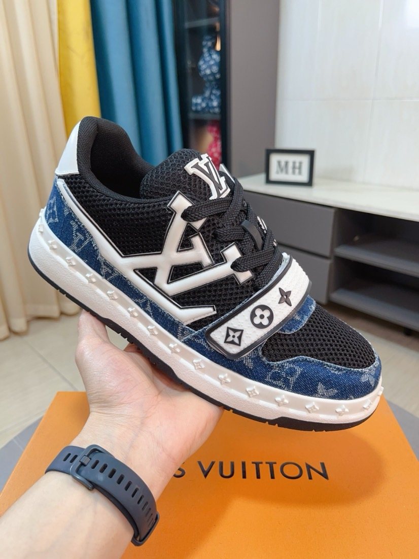 Louis Vuitton Patterned Panel Low-Top Sneakers