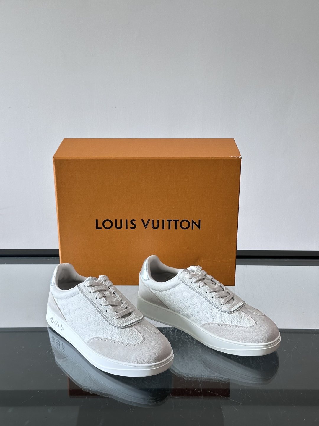 Louis Vuitton Flash Monogram Low-Top Sneakers