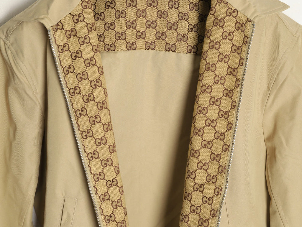 Gucci Beige GUC Chest-Logo Zip Jacket